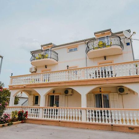 Apartmani Tamaris ヴォディツェ エクステリア 写真