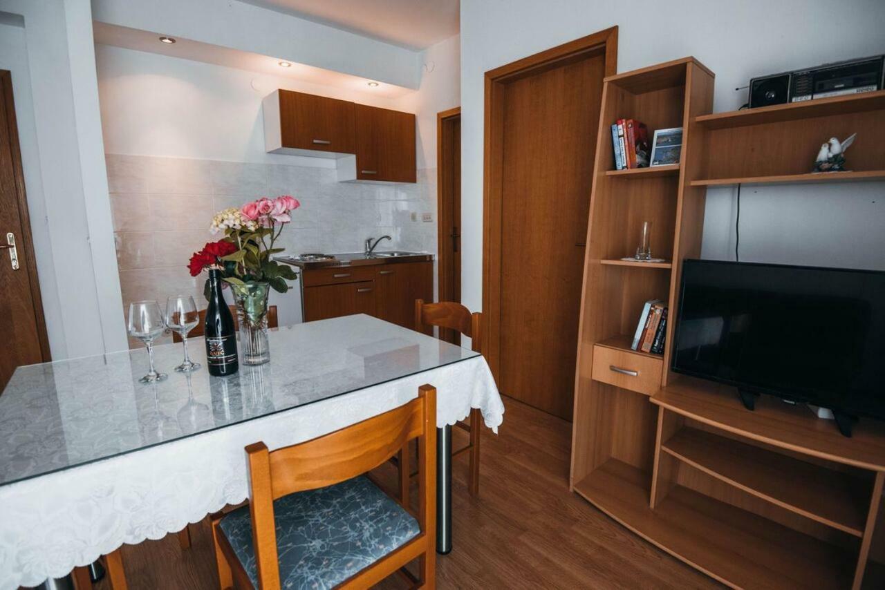 Apartmani Tamaris ヴォディツェ エクステリア 写真