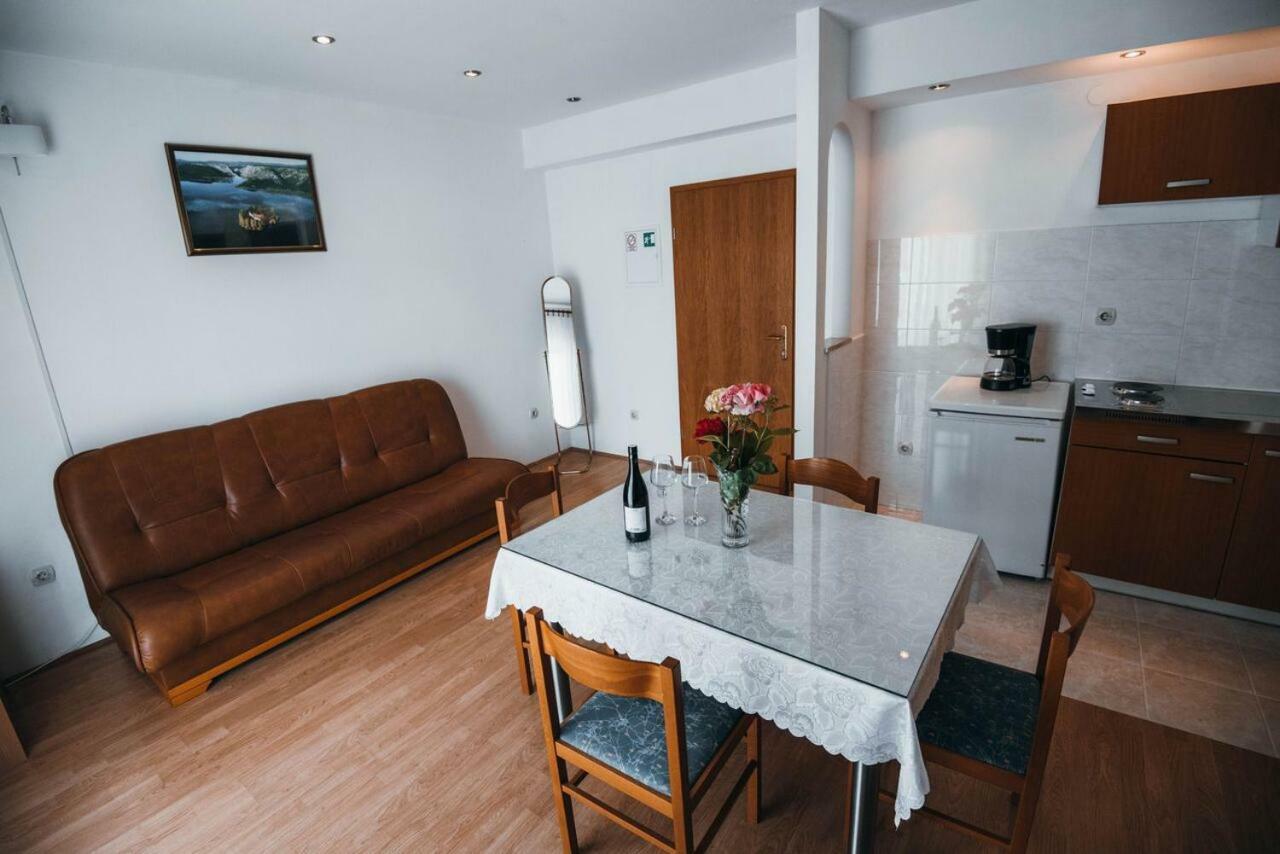 Apartmani Tamaris ヴォディツェ エクステリア 写真